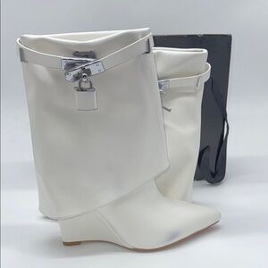 Shane Justin White Boots